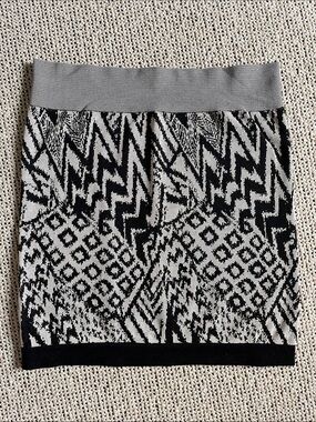 Guess Patterned Knit Mini Skirt